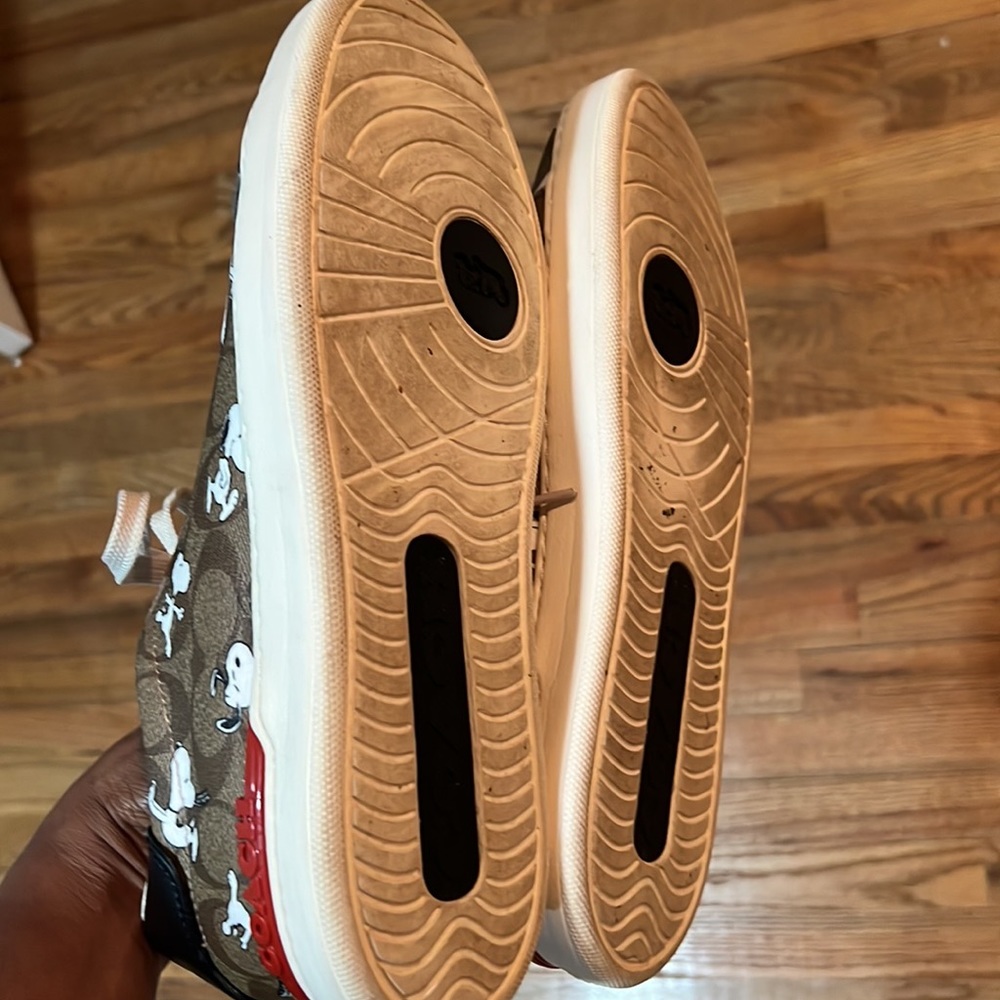 Coach X Peanuta Men’s Sneakers - Picture 10 of 11